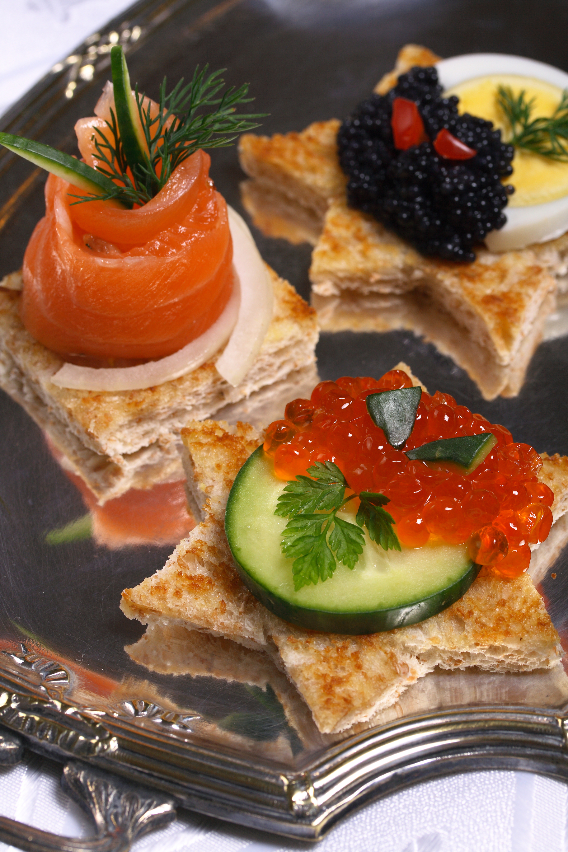 salmon and caviar canape